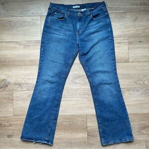 Levis 515 Bootcut Jeans Womens 12 Blue Mid Rise Stretch Medium Wash Denim 35x31